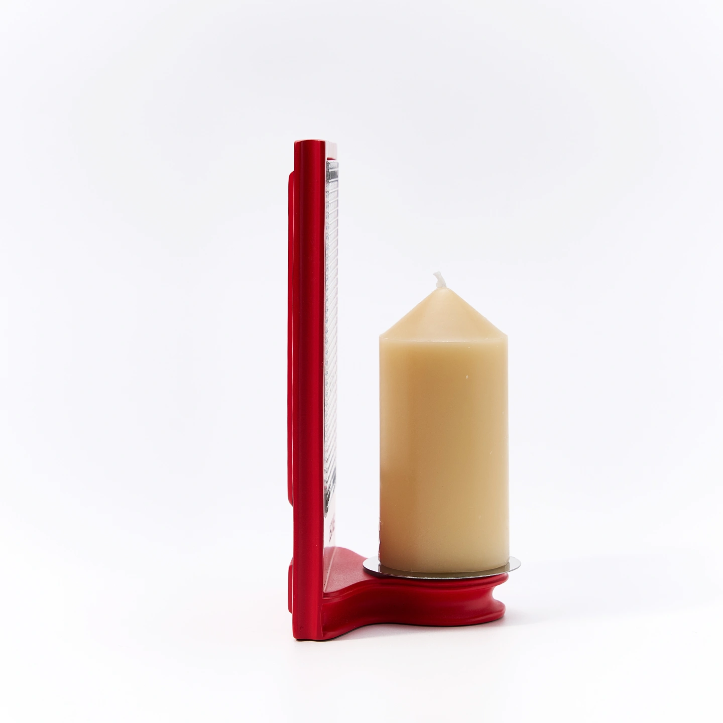 Cinematic red door Candle Holder-Unique & Thoughtful Gifts for Meaningful Moments Cinematic red door Candle Holder-Inspired by The Odyssey, this red gate features a textured optical lens that transforms candlelight into a dreamy, cinematic ripple.